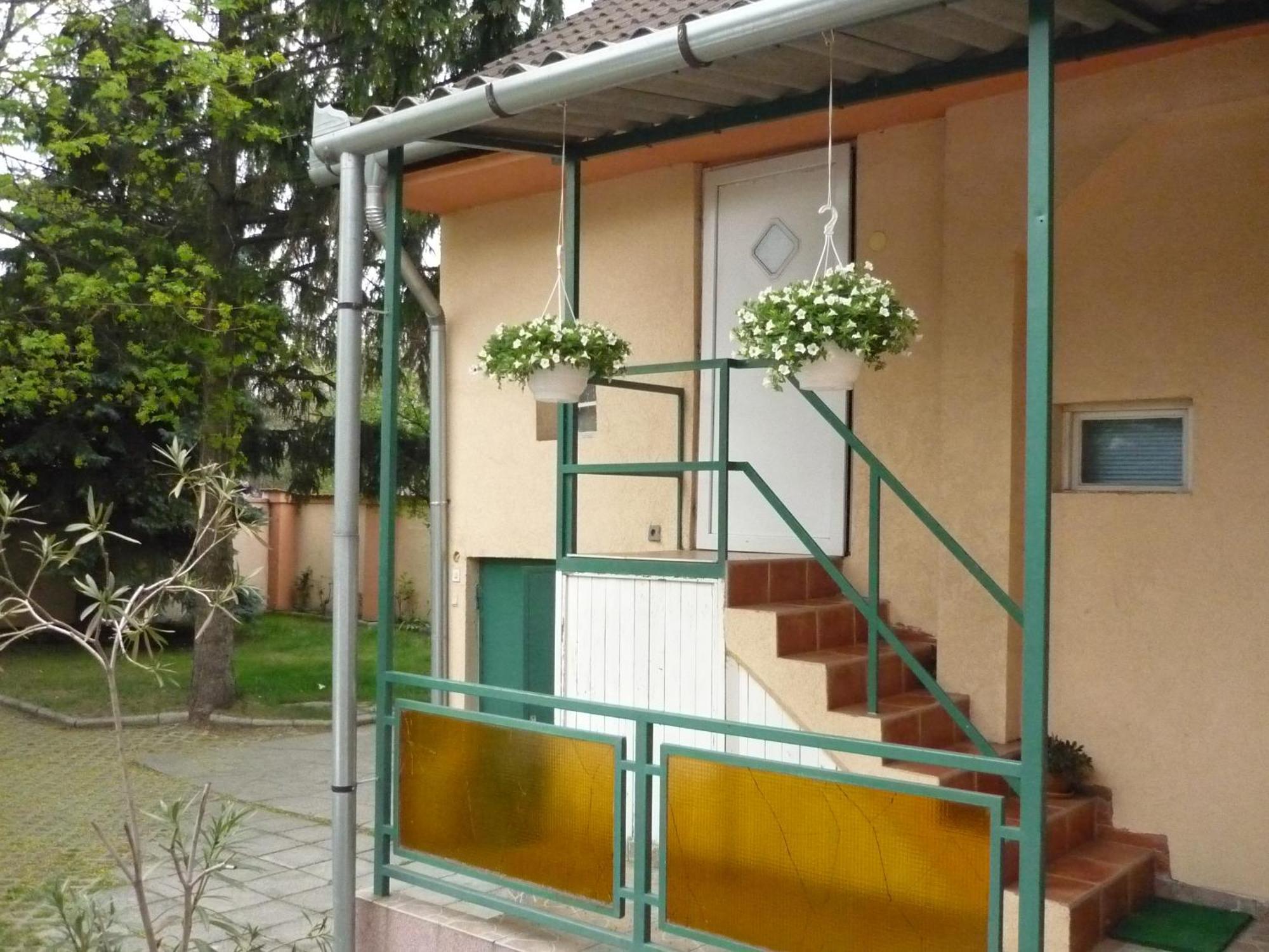 Jade Panzio Budapeszt